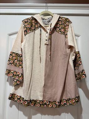 New! POL Floral Patchwork Hooded Tunic - Cream & Dusty Rose